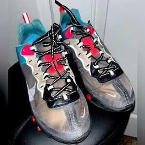 Nike Element React 87 Solar Red